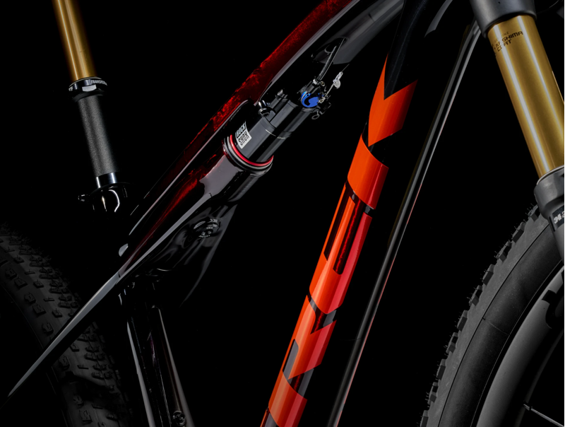 Trek Supercaliber SLR 9.9 XTR Full Suspension Mountain Bike 2024 in Carbon Red Smoke-2